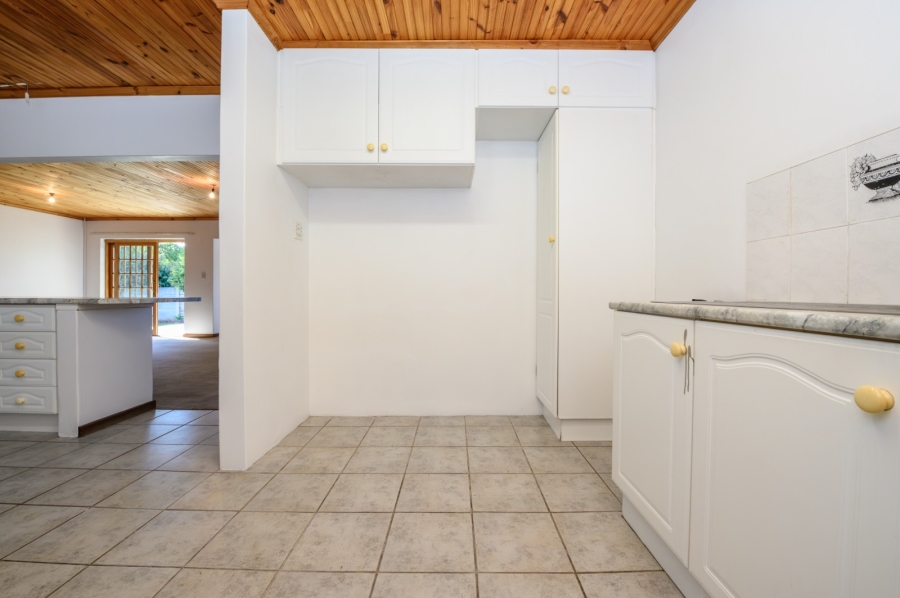 4 Bedroom Property for Sale in Charlo Eastern Cape